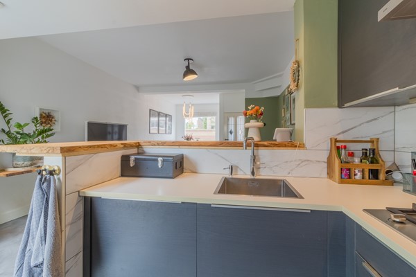 Medium property photo - Tolstraat 2B, 2405 VR Alphen aan den Rijn